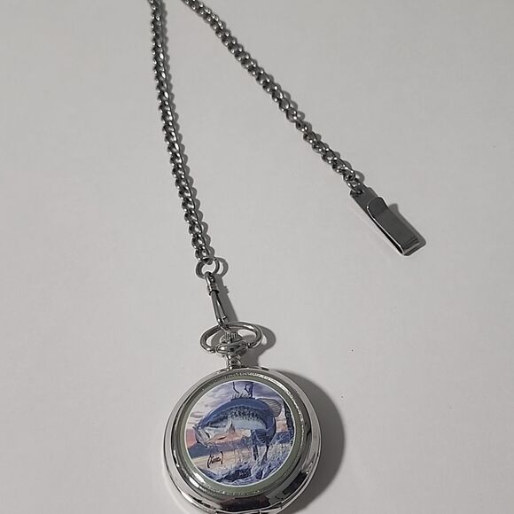 Al Agnew Bass Quartz Men's Pocket Watch WITH Chain Silver Tone - Picture 1 of 4